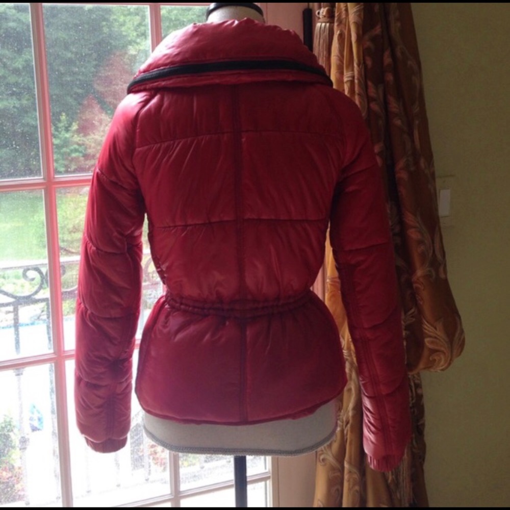 Burberry Coat - Picture 2 of 4